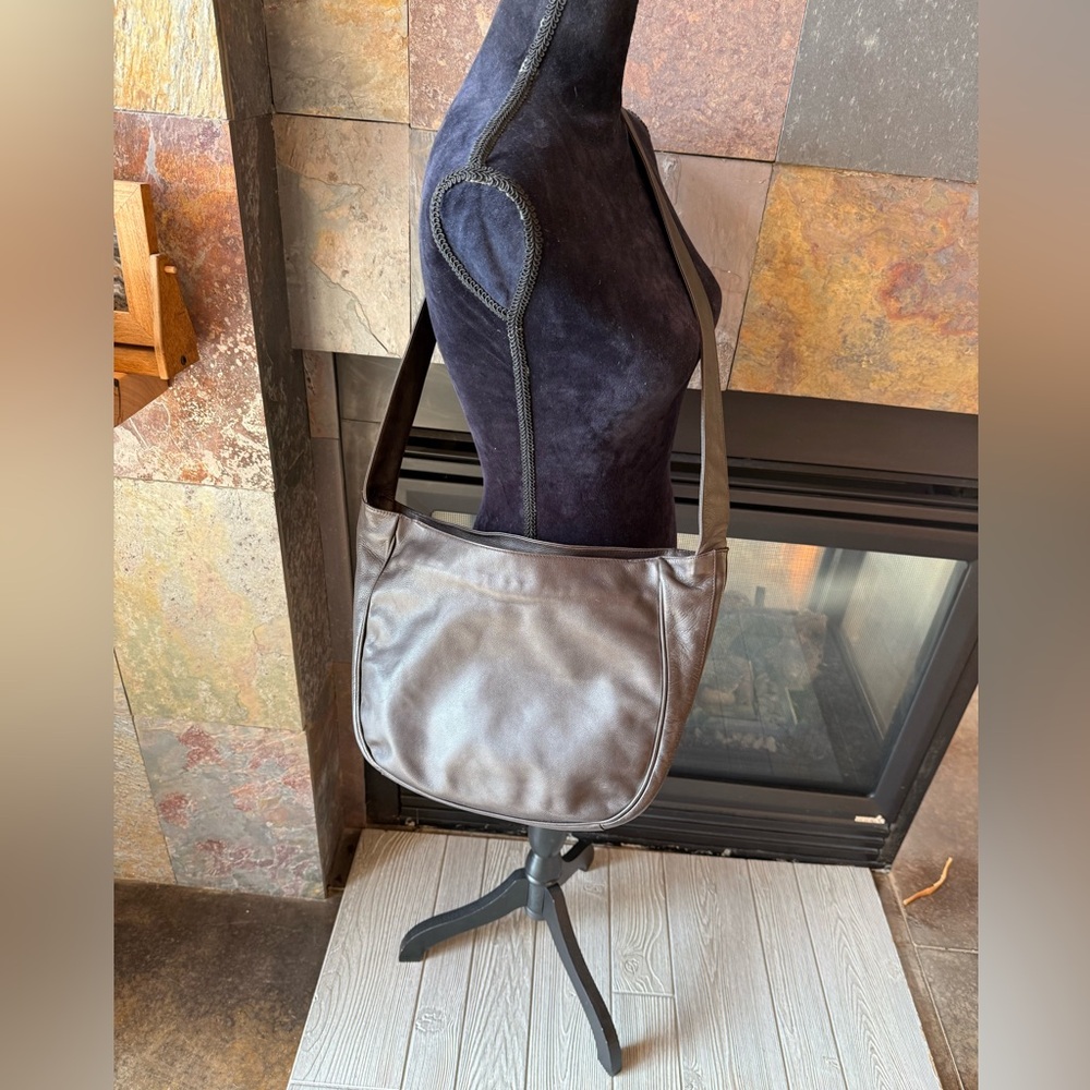 Pompeii Cecchini, made in Italy, minimalist dark brown beautifully made bag - Picture 4 of 13